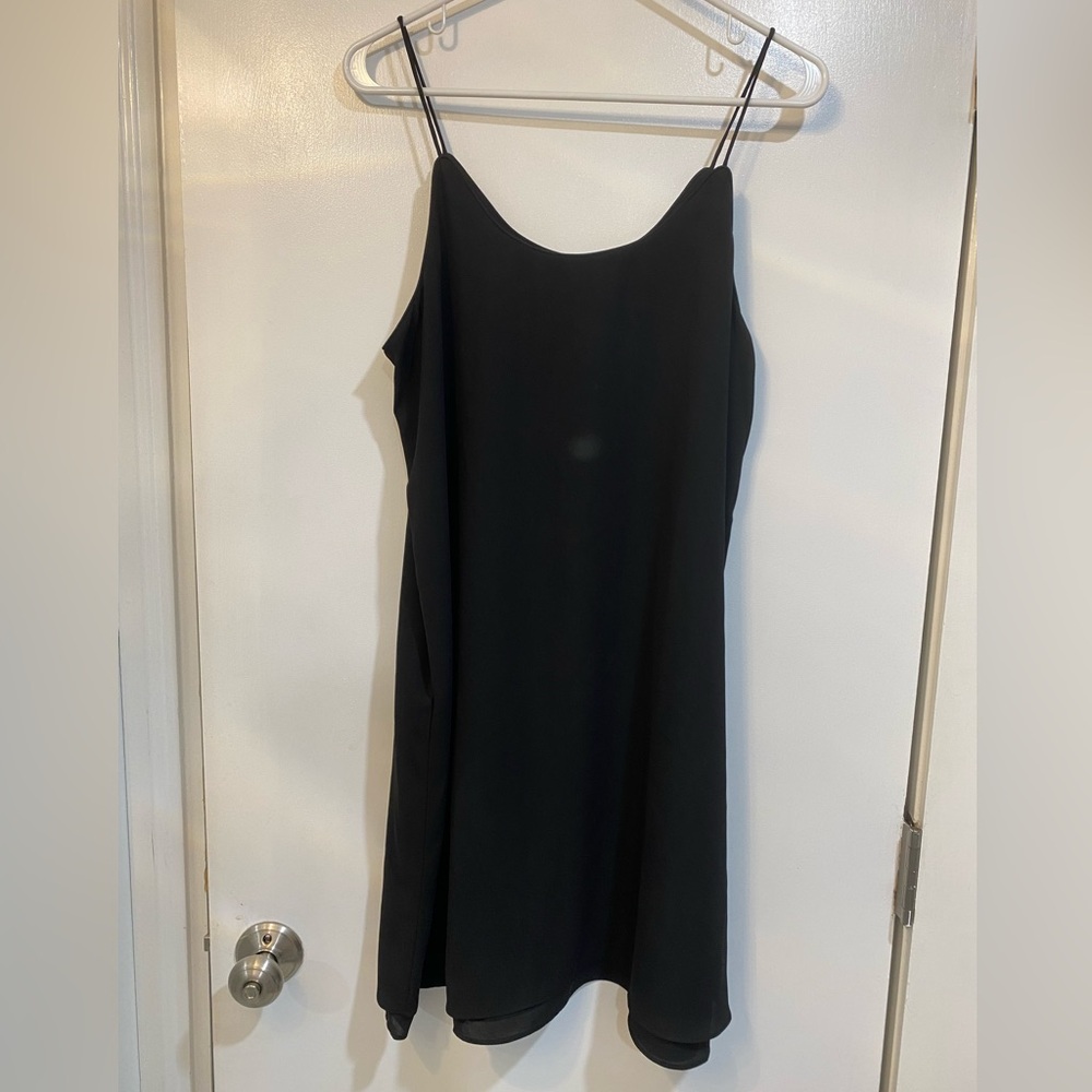 Francesca’s collection Alya black shift dress thin tank strap. Size M